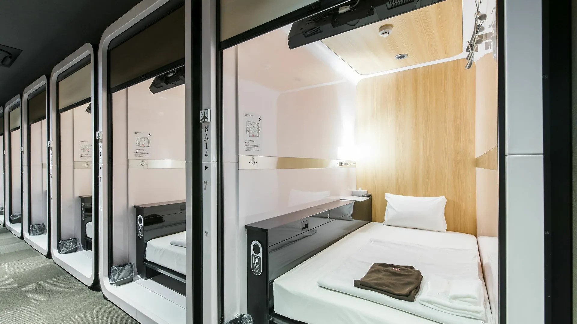 Capsule hotel First Cabin Kyoto Kawaramachi Sanjo